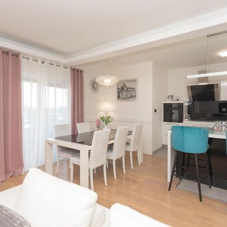 Apartament Sun Hill Szybenik Zewnętrze zdjęcie