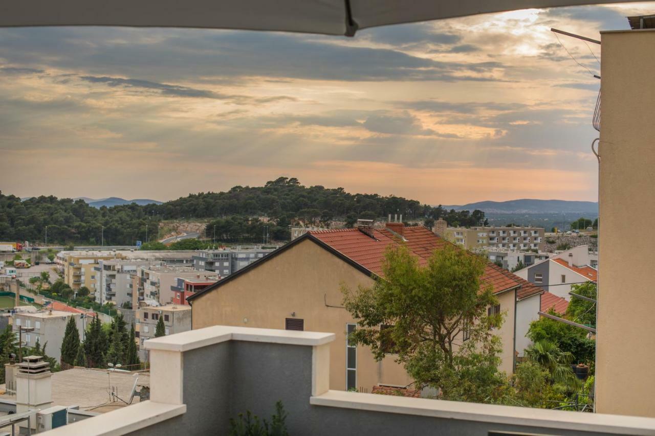 Apartament Sun Hill Szybenik Zewnętrze zdjęcie